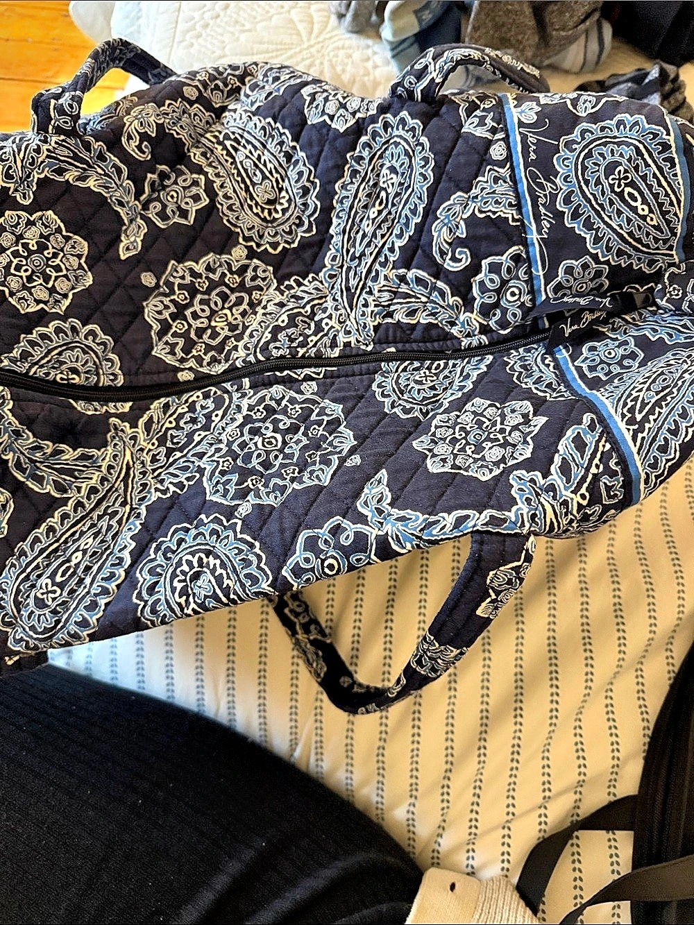 Vera Bradley Large Travel Duffel Bag Backpack Black & Blue